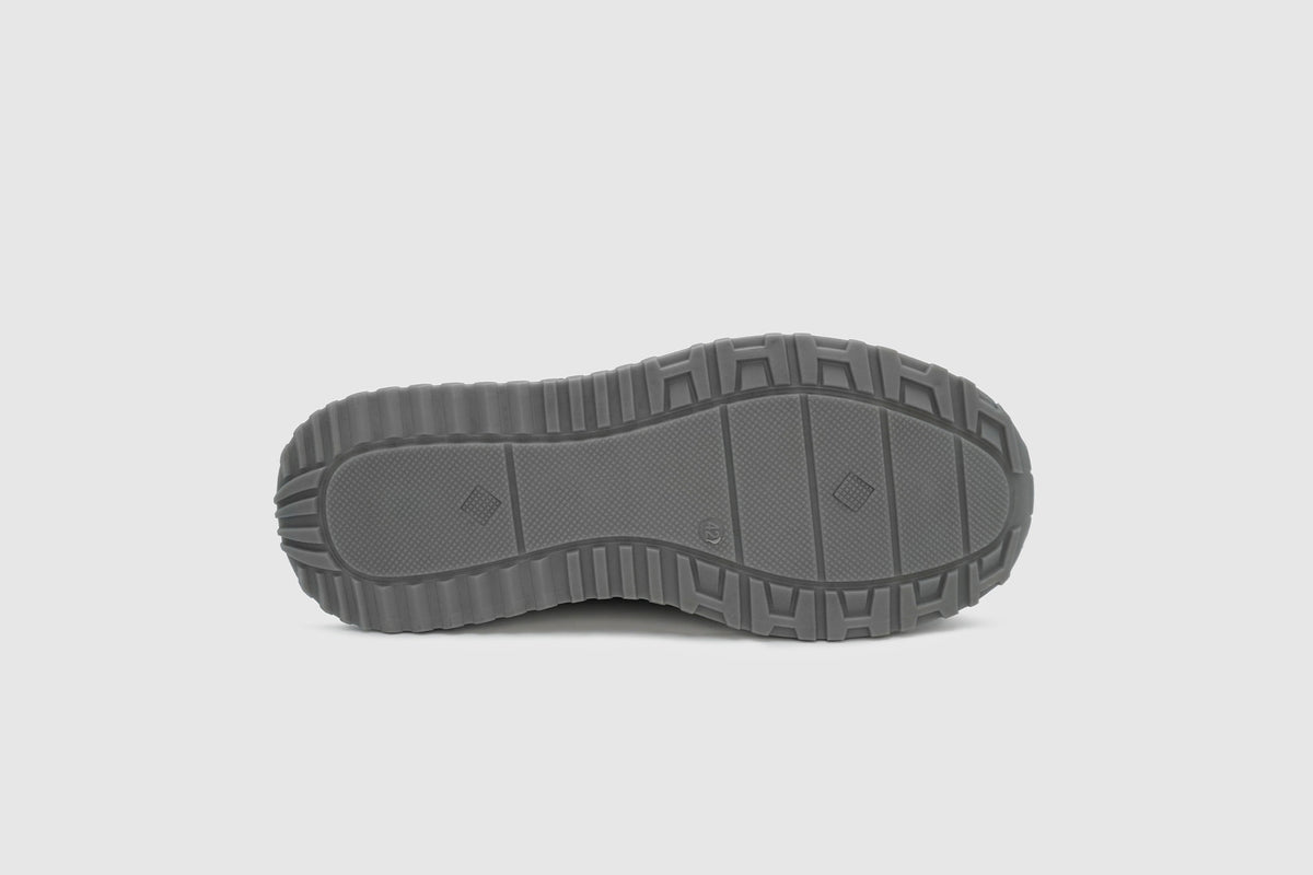 JET Comfort Sneakers