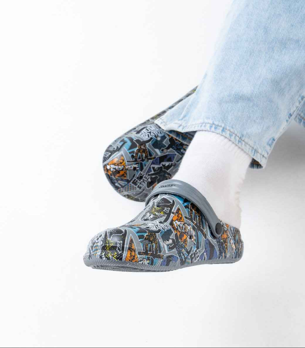 Free Style Clogs