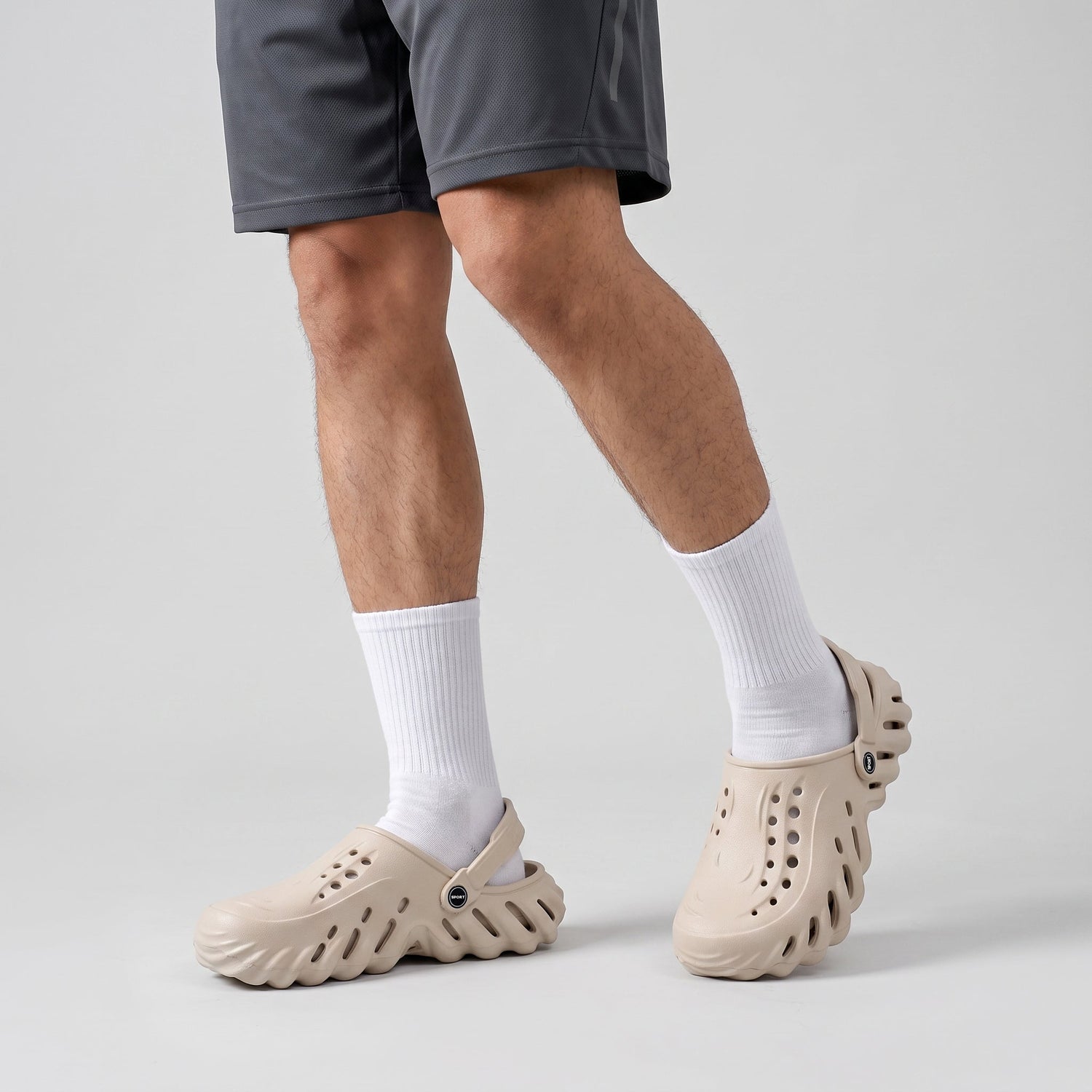 Crocs-and-Clogs-for-Men-in-Pakistan-Deluxe-Footwear