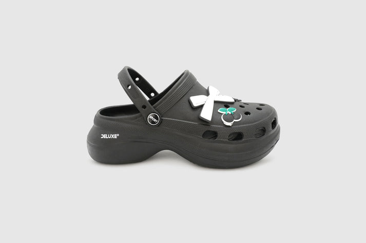 Floral Pearl Clogs – Deluxe Footwear