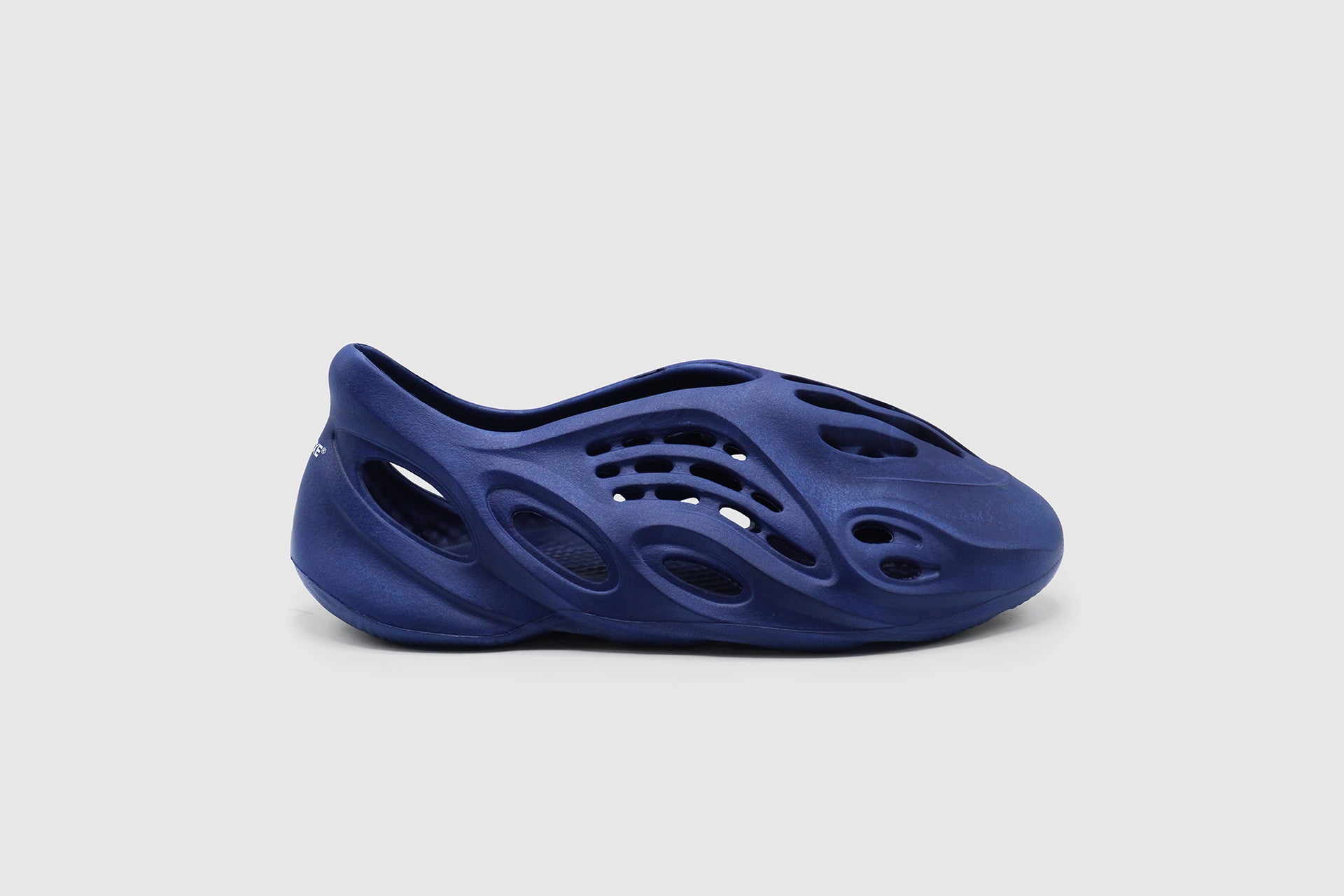 Chaser Foam Runners