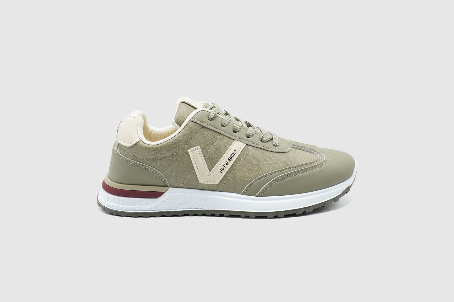 Dynamic Casual Shoes