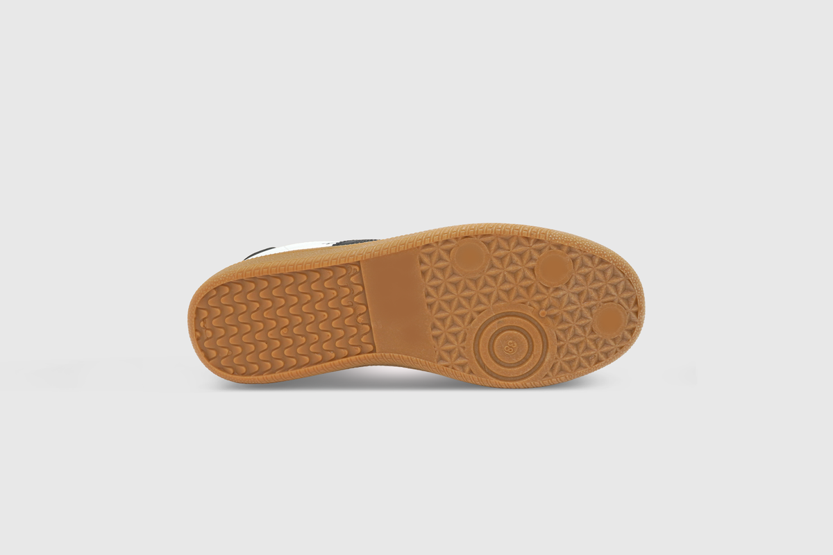 SKY Step Sneakers