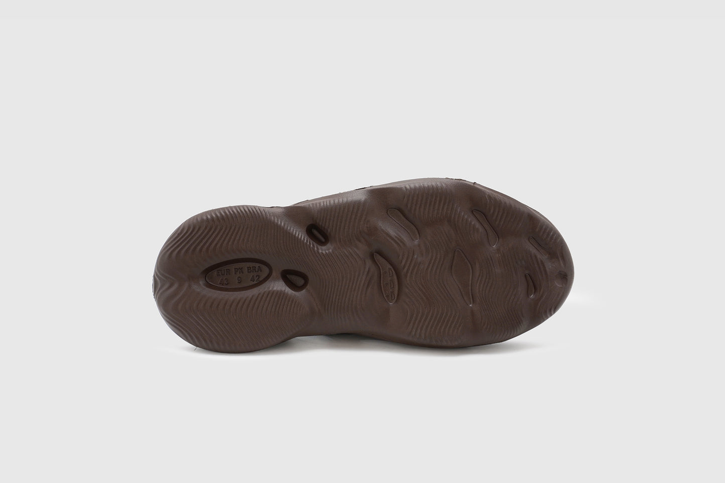 Chaser Foam Runners