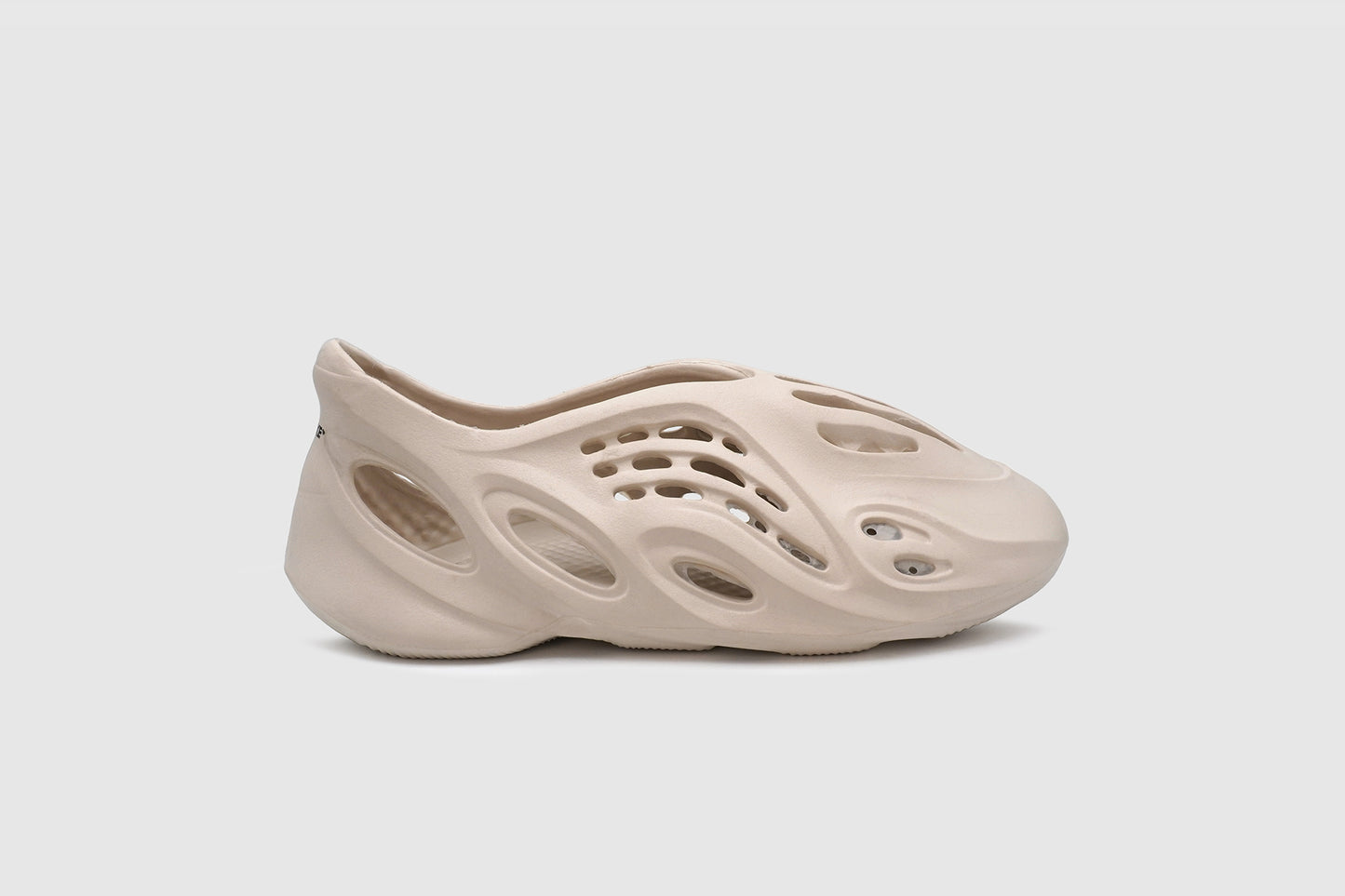 Chaser  Foam Runners