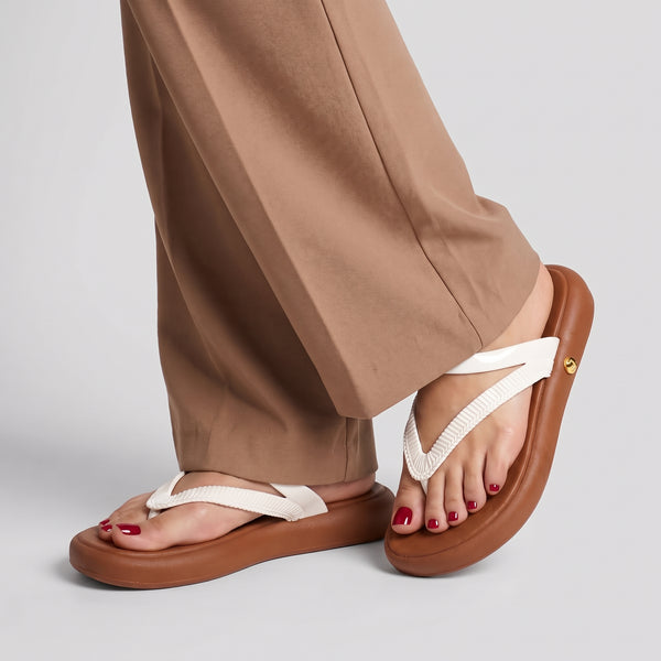 Aura Flex Slippers - alternate view