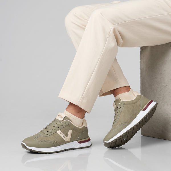 Dynamic Casual Shoes