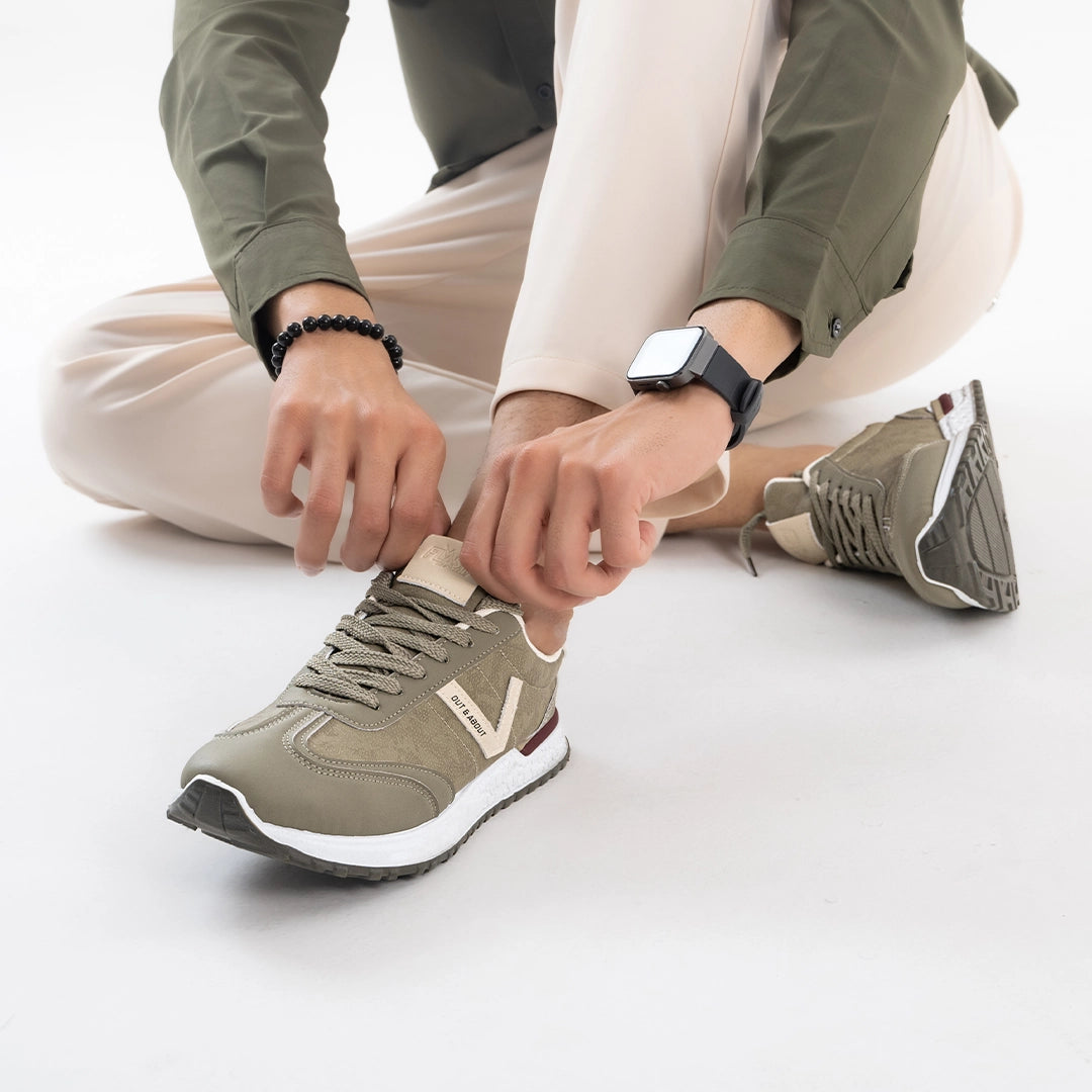 Dynamic Casual Shoes
