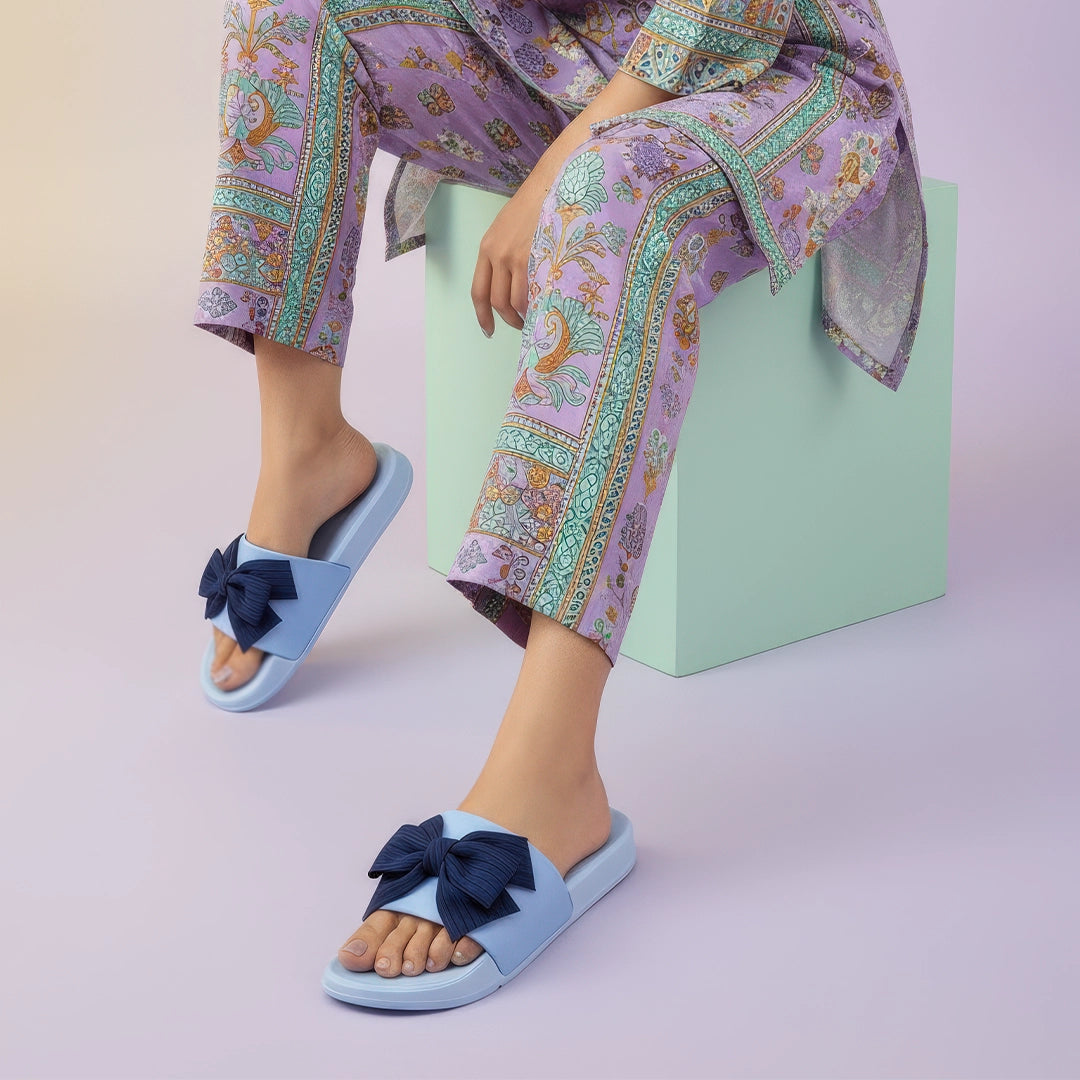 Bow-Strap Slides